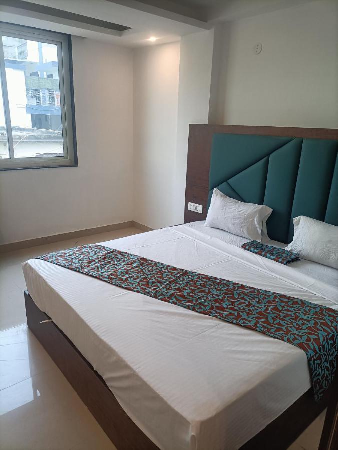 Hotel Tark Inn Near Igi Airport Ню Делхи Екстериор снимка