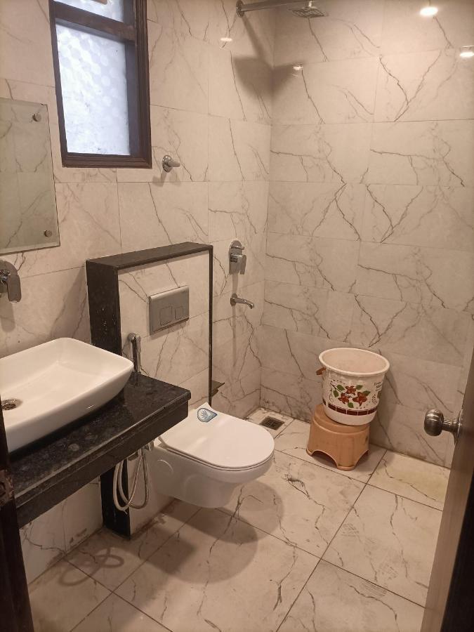 Hotel Tark Inn Near Igi Airport Ню Делхи Екстериор снимка